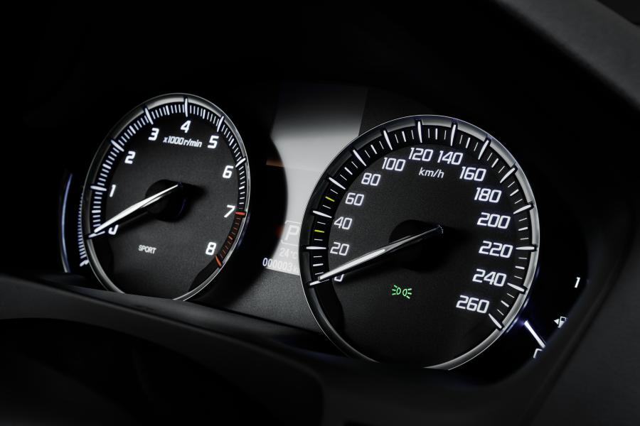 Панель приборов Acura TLX 2.4L 2014 года  (CIS) (фото 9 из 24)